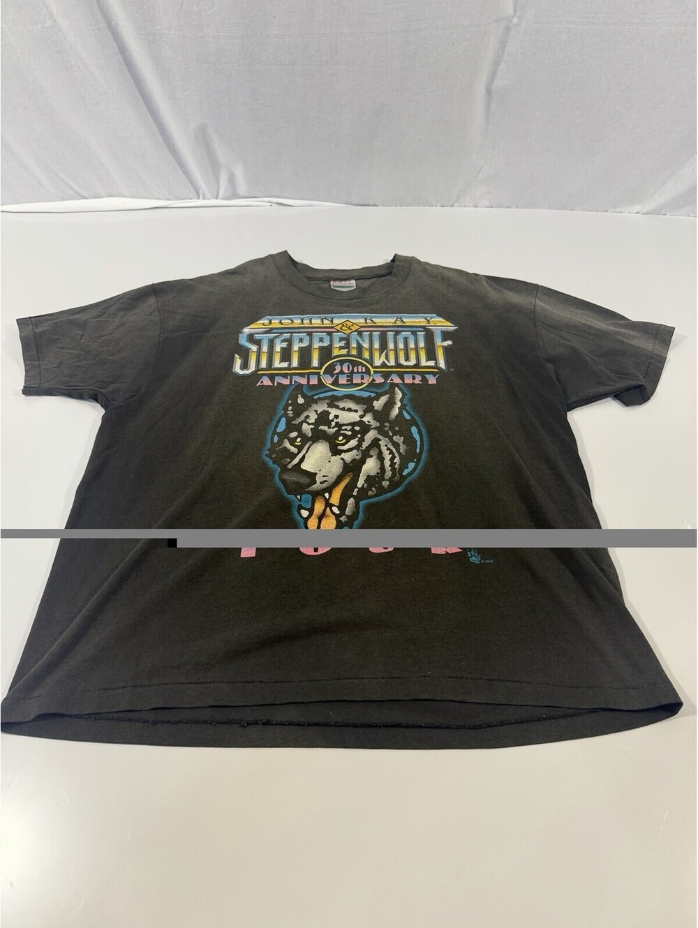 Vintage 1997 John Kay & Steppen Wolf Rock 50/50 T-shirt - Size XL